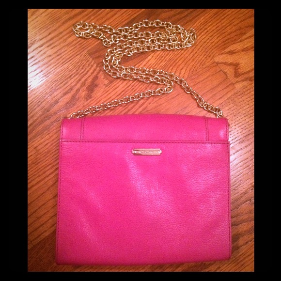 VINCE CAMUTO PINK LEATHER CROSS BODY BAG - Picture 6 of 8