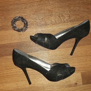 NINA glittery peep toe pumps