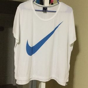 Women's Nike T-shirt