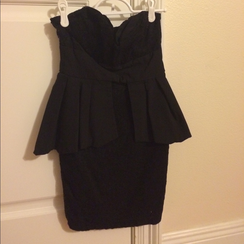 Paper Hearts Strapless Dress - Black