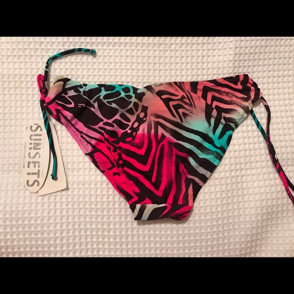 Bikini Bottom - Picture 2 of 2