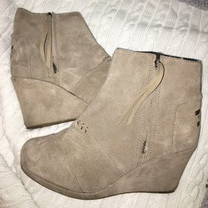 Toms booties
