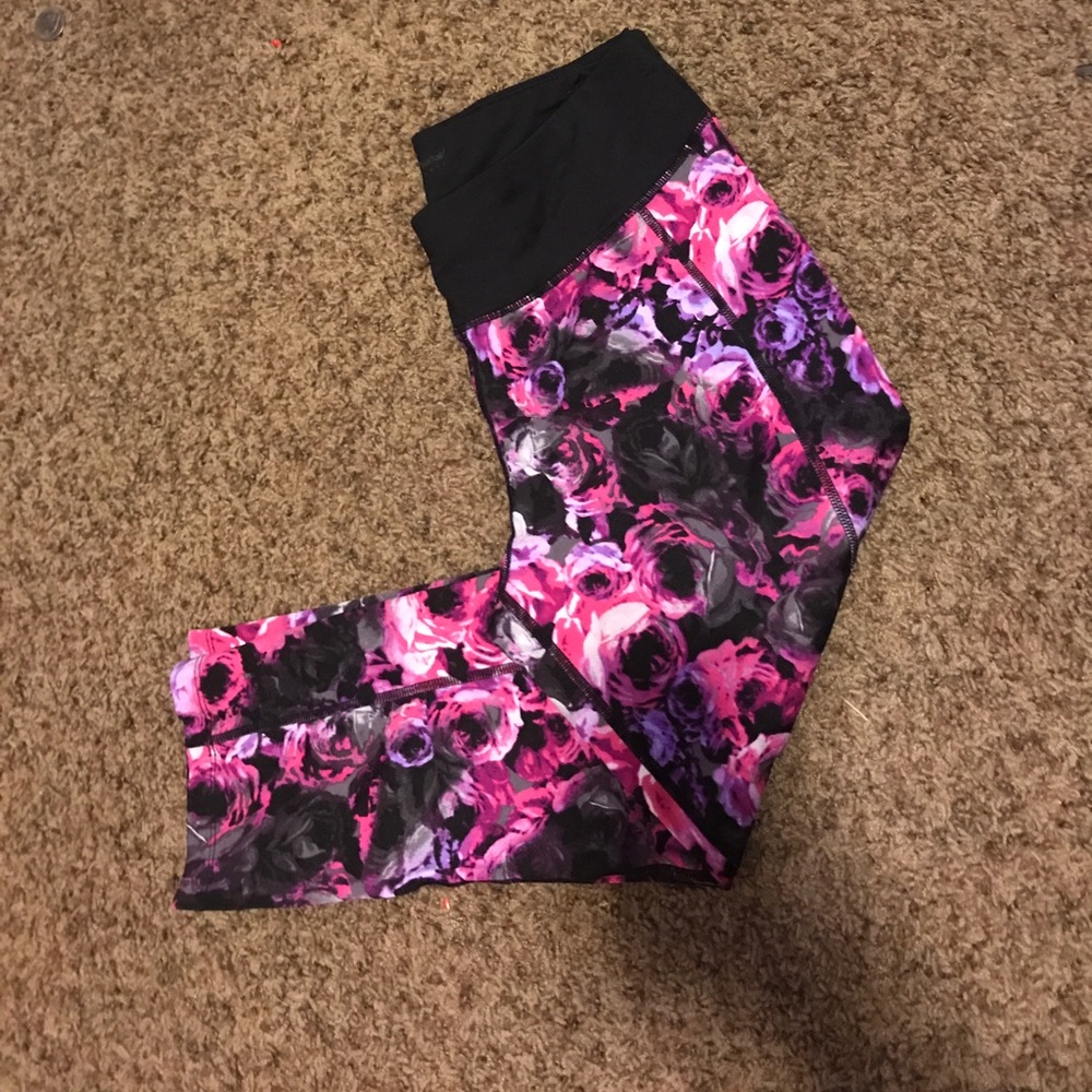 Beaty Johnson workout yoga pants