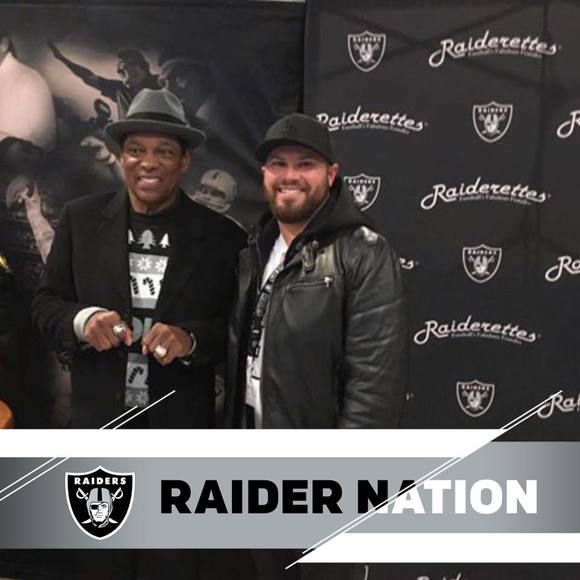 Meet your Posher, Jay - Picture 1 of 1