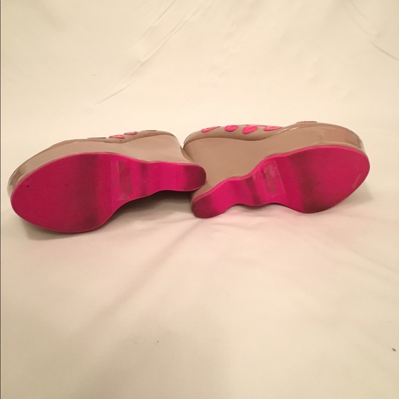 Sheikh nude/punk 5.5in Platform wedge heel sz 6 - Picture 3 of 5