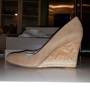 FRANCO SARTO Calix Suede Cork Wedge 👠