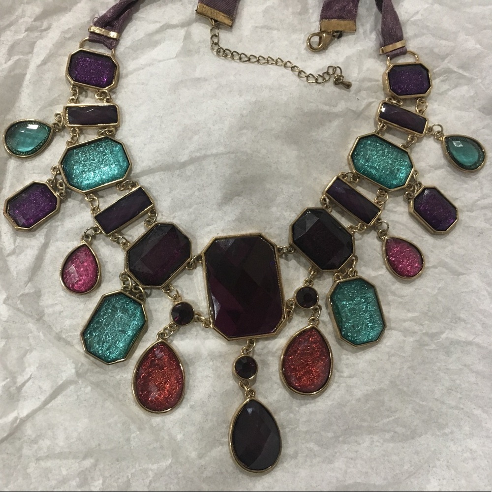 Jeweled necklace