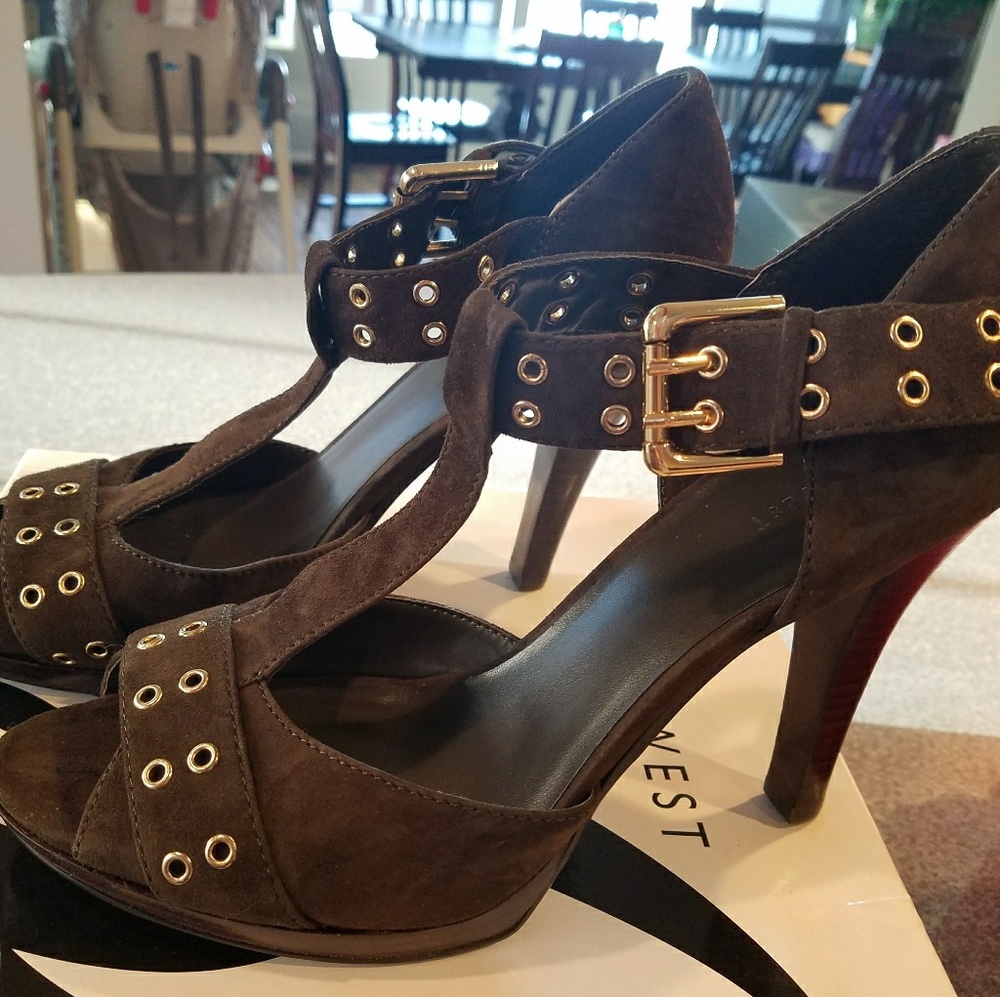 Nine West Suede Strappy heels BNIB 10