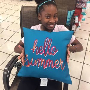 Meet your Posher, Kisha