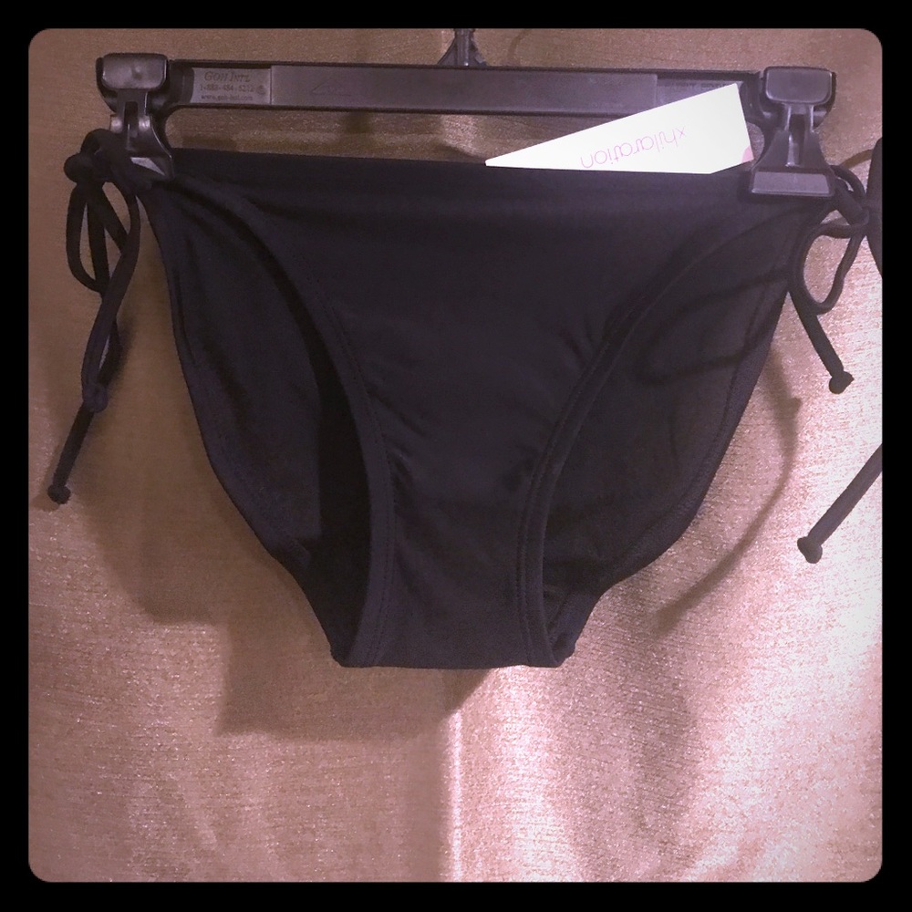 Black bikini bottom