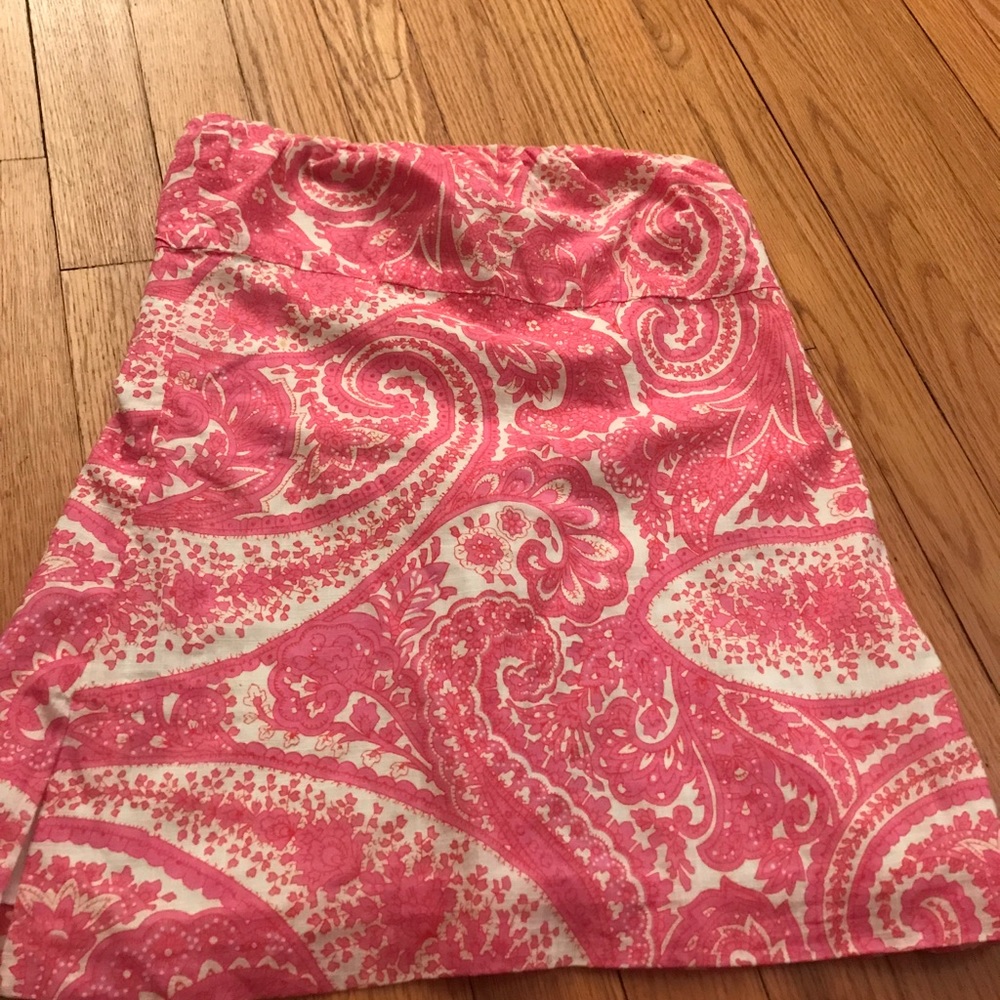 Pink and white top