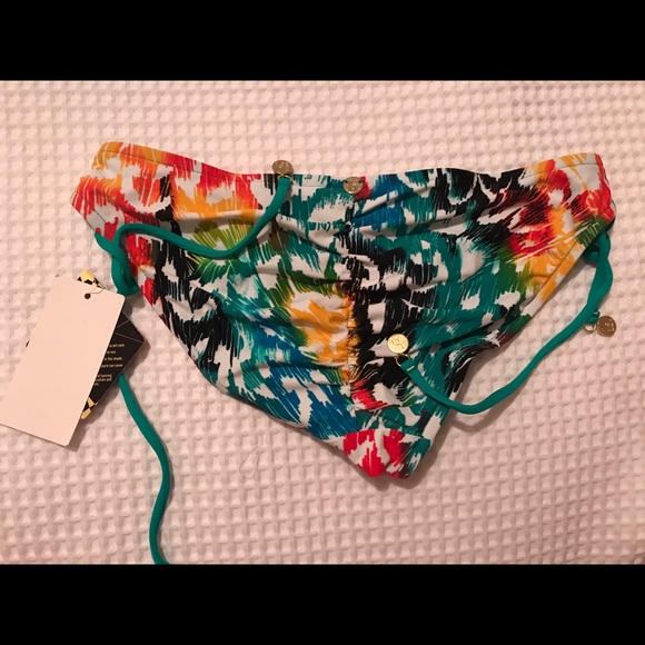 Bikini Bottom - Picture 2 of 2