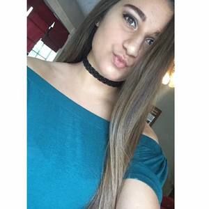 Meet your Posher, Jena