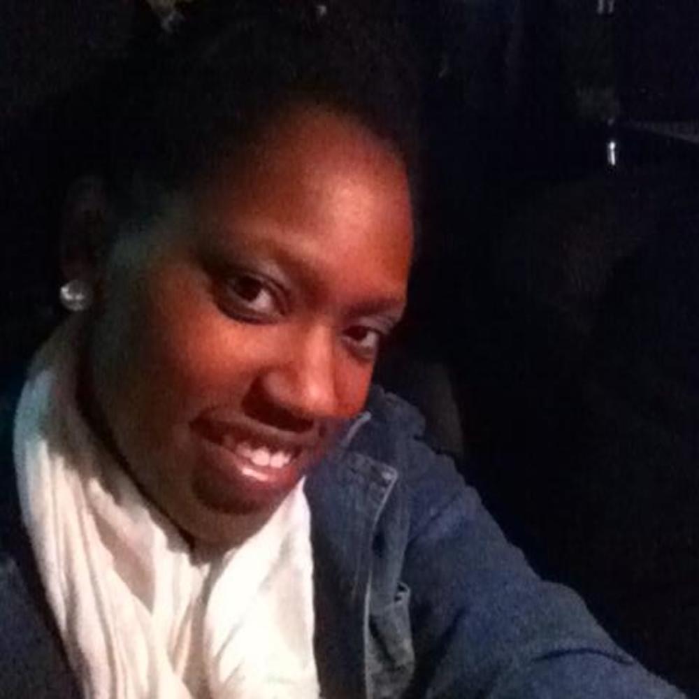 Meet your Posher, Thea