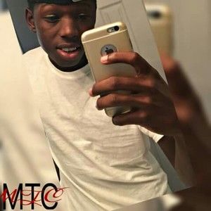 Meet your Posher, Malik