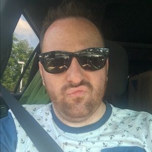 Meet your Posher, Sean