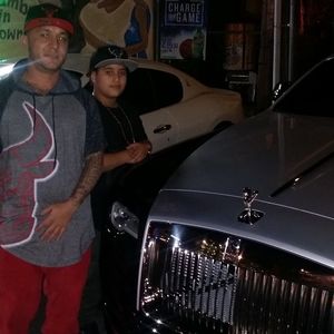 Meet your Posher, Elliott