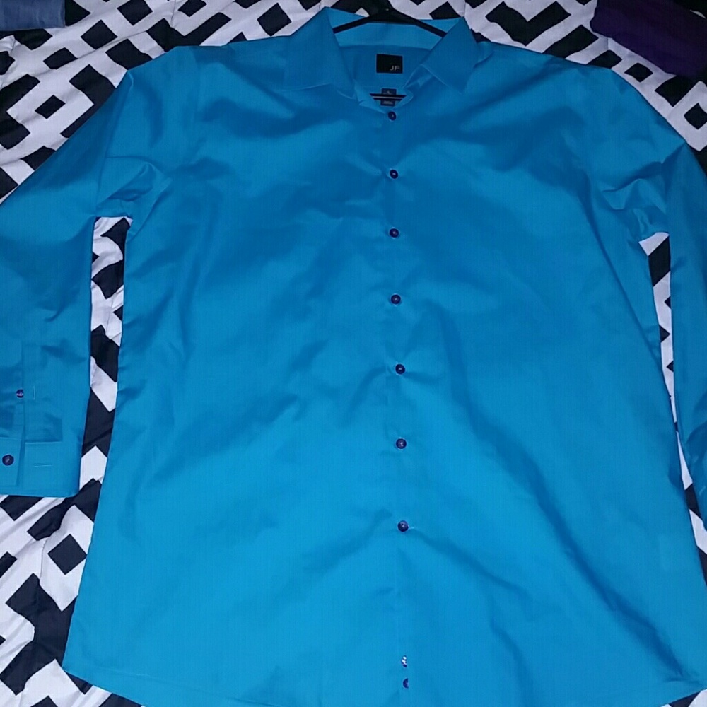 Dark turquoise button-down