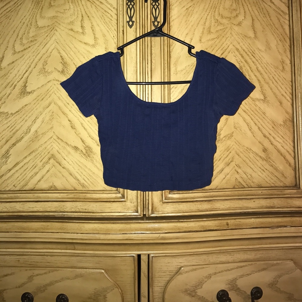 Blue crop top