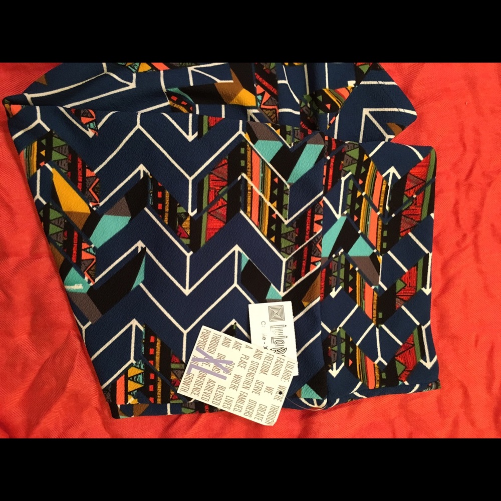 XL Lularoe Cassie BNWT
