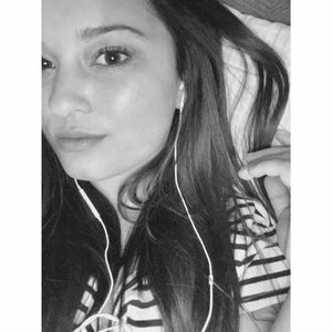 Meet your Posher, Angelica