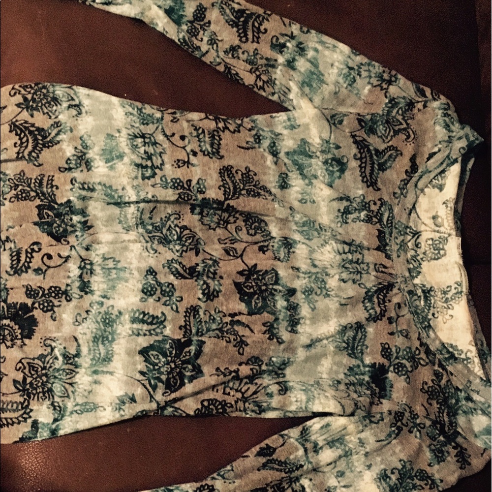 Long sleeve shirt