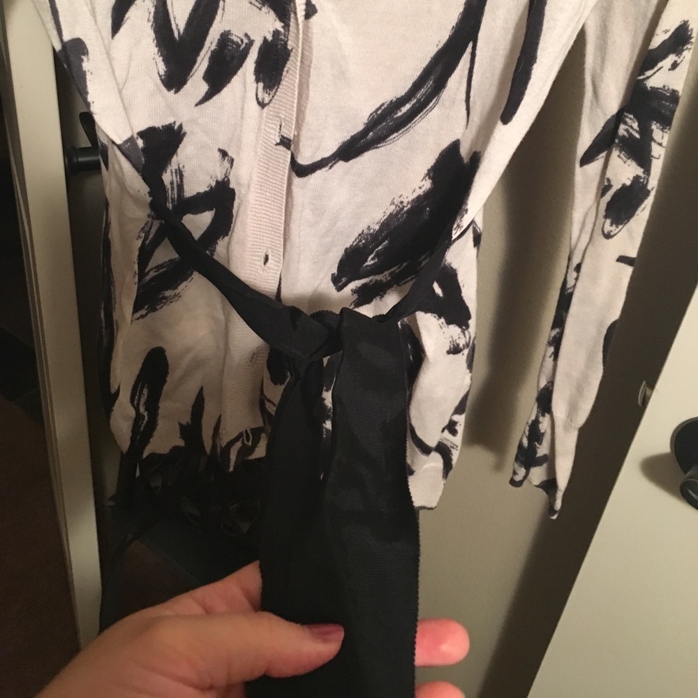 Beautiful Cardigan - Picture 2 of 2