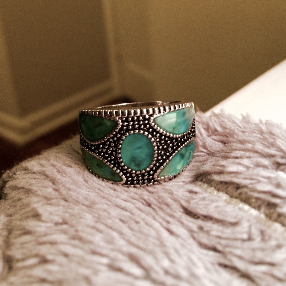 5-Inset Aqua & Silver Lia Sophia Ring