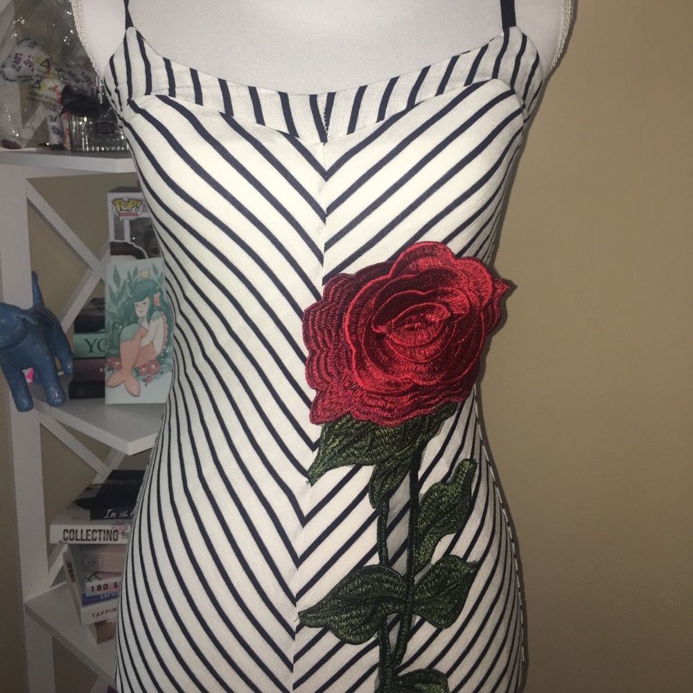 ✨Striped Rose patch Dress