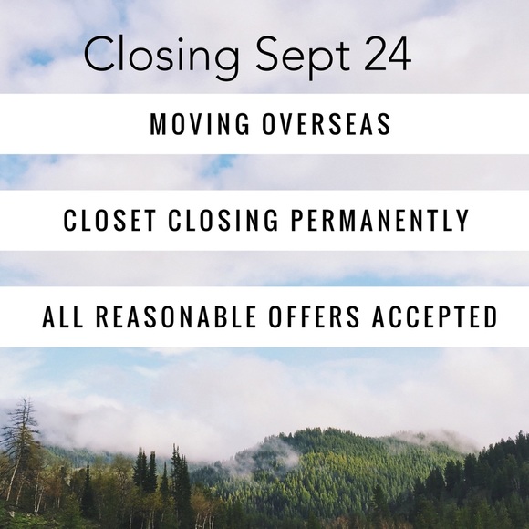 Casual & Comfy Navy Tunic Top - Picture 2 of 5