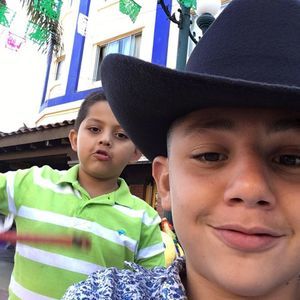 Meet your Posher, Ramon