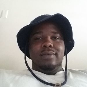 Meet your Posher, Dericee