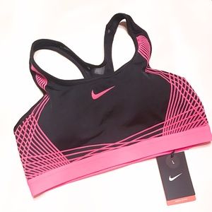 NWT Nike Sports Bra