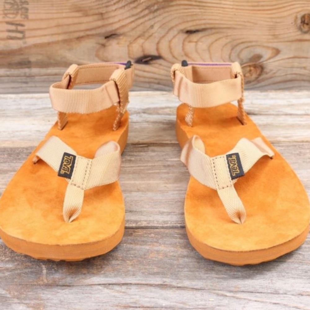 Teva Original Universal Sandal Backpack Tan Suede - Picture 2 of 3