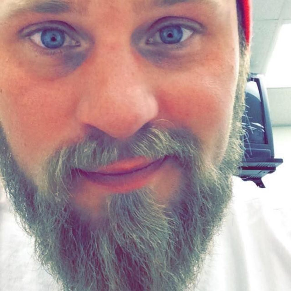 Meet your Posher, Travis