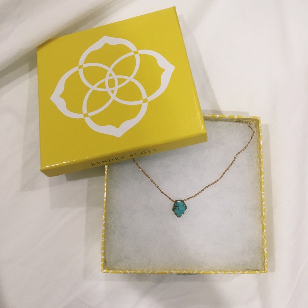 KENDRA SCOTT BLUE PENDANT