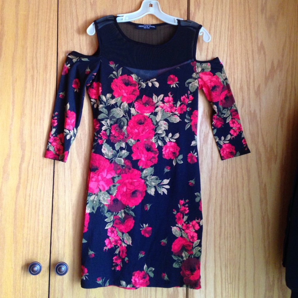 Rose 🌹 Floral Cold Shoulder Bodycon Dress M/L