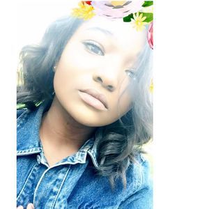 Meet your Posher, Amandine