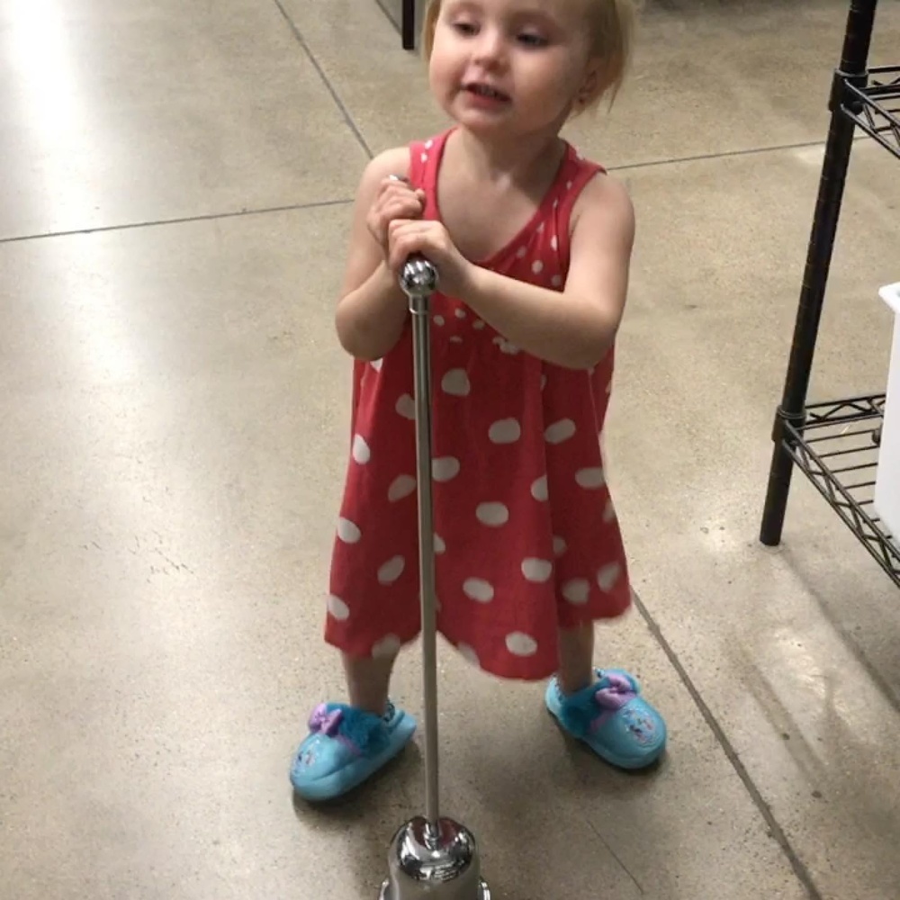 Meet your Posher, April