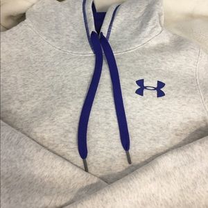 Under Armour all season gear fleece hoodie