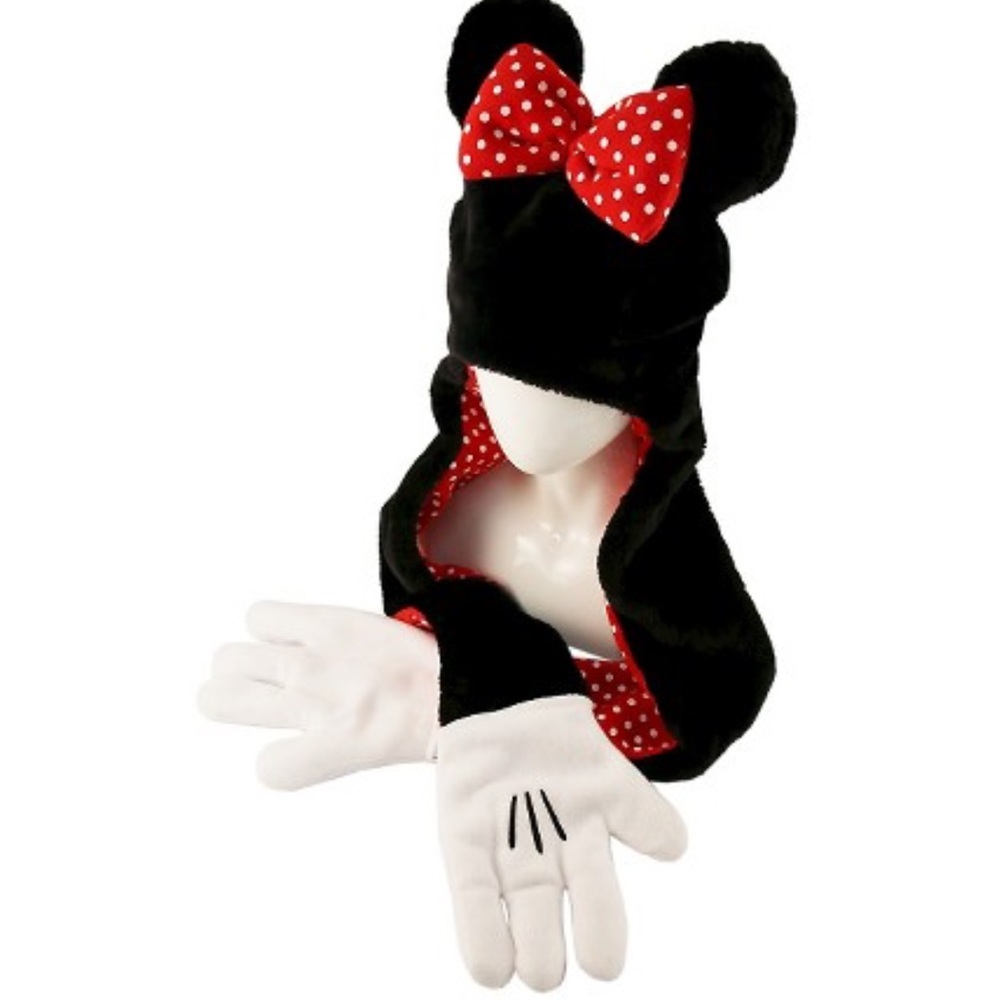 NWT Minnie Mouse Hood