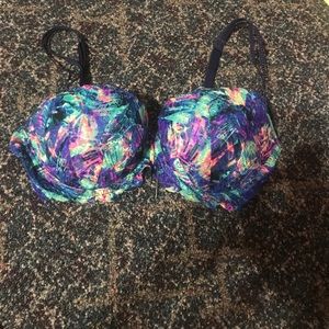 Pink Victoria's Secret bra💜💙💛💚💖