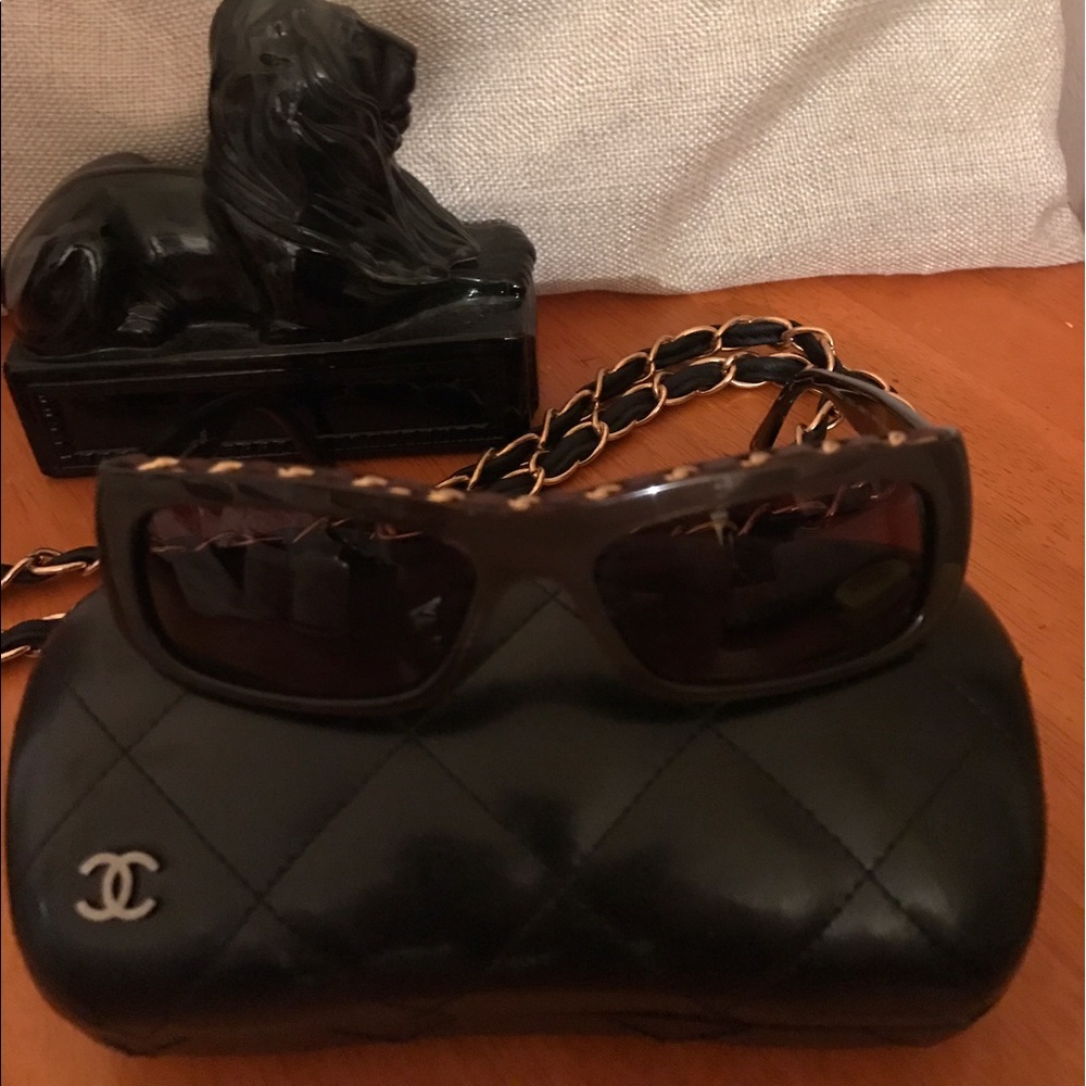 Sold💥Authentic Chanel sunglasses LIMITED Edition