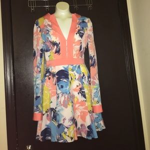 💕BEBE box pleat printed coral dress 💕 size:00