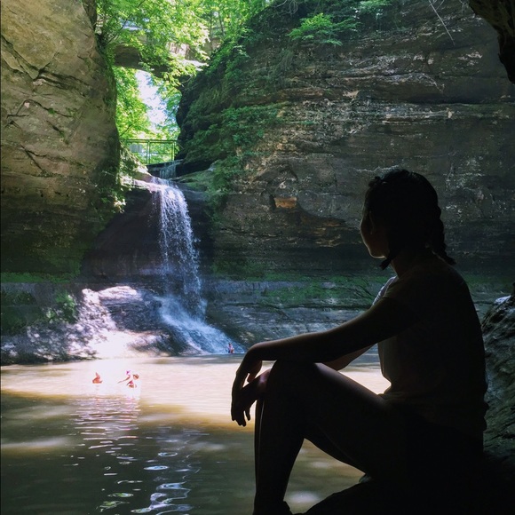 🌞Hi there!!  I'm Claudia 🌞 - Picture 2 of 2