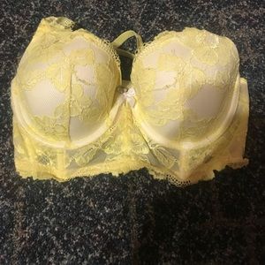 Victoria's Secret yellow lace bra💛