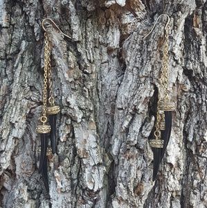 Gold/Black Claw Earrings