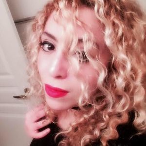 Meet your Posher, Ghita