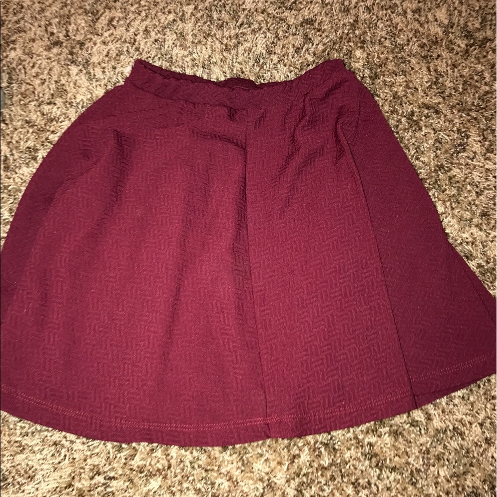 maroon simple skirt