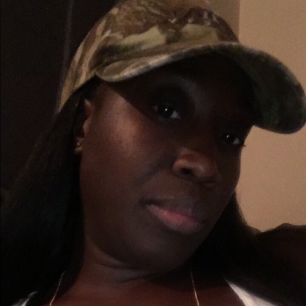 Meet your Posher, Keosha